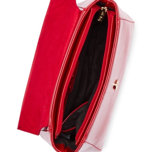 BOGO 75% OFF! PInk Haley Heart Satchel Red NWT - Picture 3 of 7